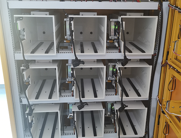 換電柜充電器GCH水平風(fēng)道系列750W/15A/機(jī)型GCH9015-750客戶案例